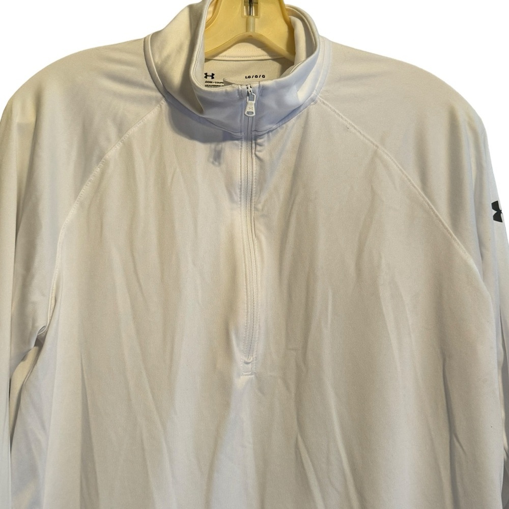 Under‎ Armour Loose White Pullover Shirt - Picture 2 of 5